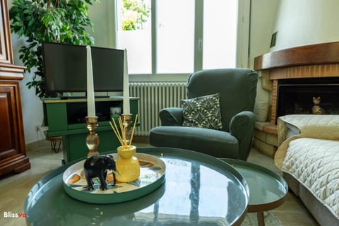 TV and multimedia, Living room