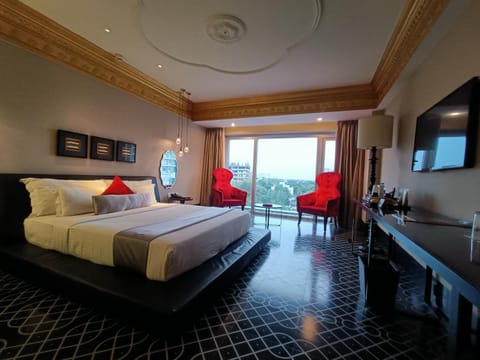 Bed, TV and multimedia, View (from property/room), Photo of the whole room, Bedroom