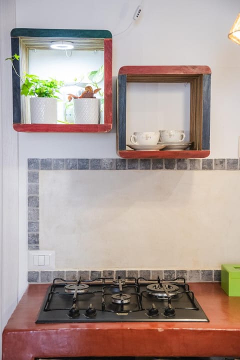 Coffee/tea facilities, Kitchen or kitchenette, Breakfast