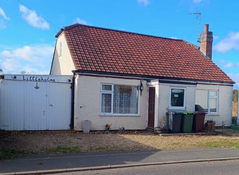 Property building, Street view, Parking