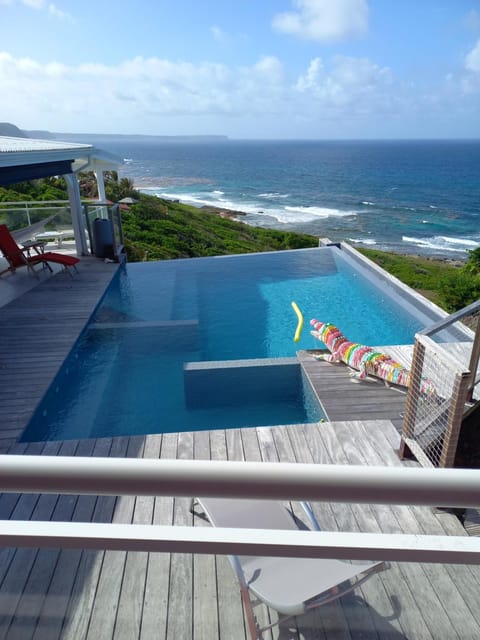 Pool view, Sea view, Swimming pool