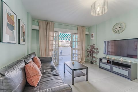 Bathroom, Balcony/Terrace, Kitchen or kitchenette, Living room, Bedroom