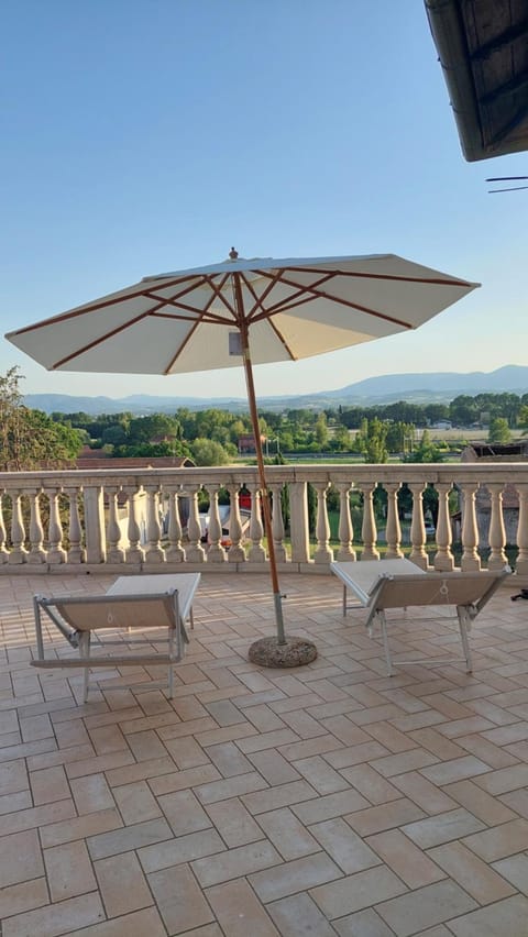 View (from property/room), Balcony/Terrace