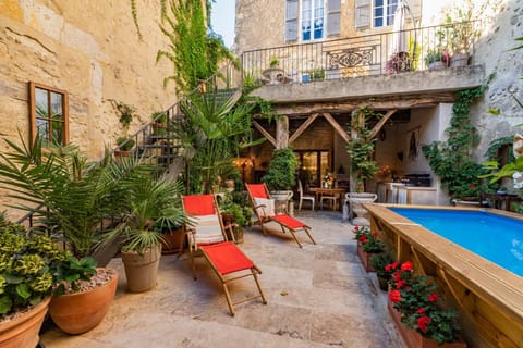 Property building, Swimming pool