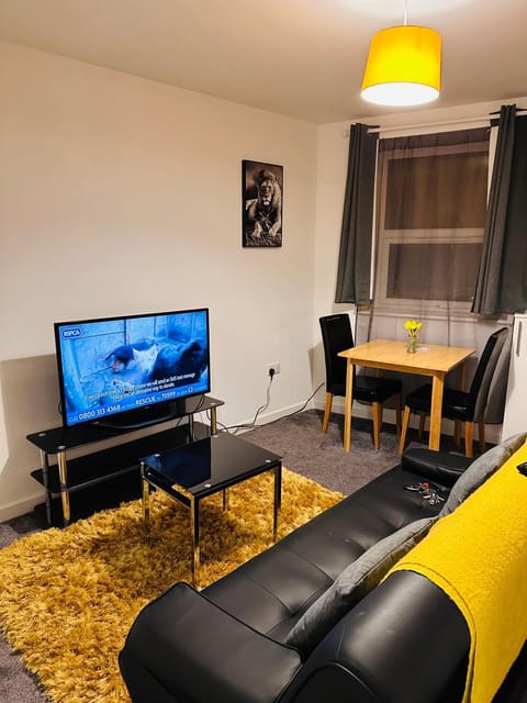 City Blessed Apartment 1 with free parking Apartment in North Shields