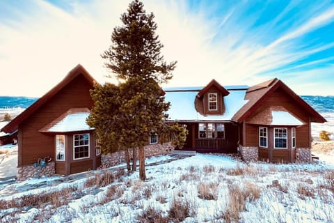 Summer's End House in Granby