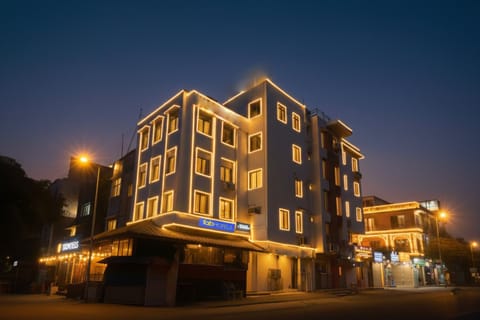 Property building, Facade/entrance