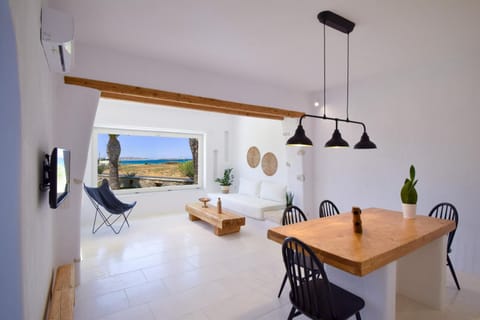 SUNSET POUNDA LUXURY VERSION Apartment in Paros, Greece
