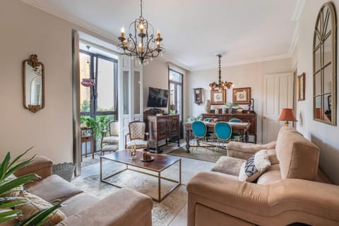 Living room, Lounge or bar, Seating area