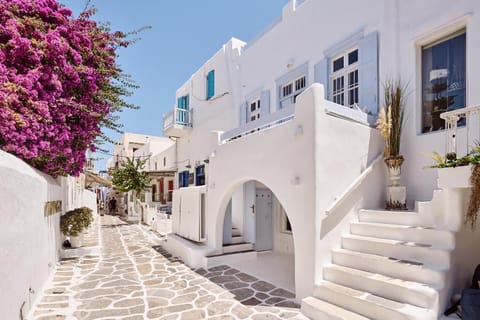 Property building, Facade/entrance, Neighbourhood