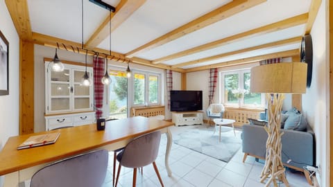 Living room, Dining area