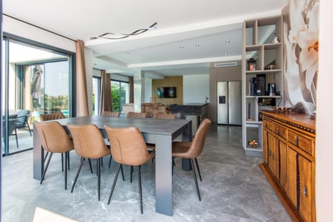 Jolie maison au calme House in Menton