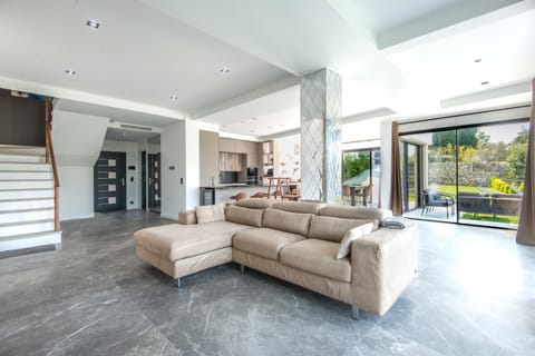 Jolie maison au calme House in Menton