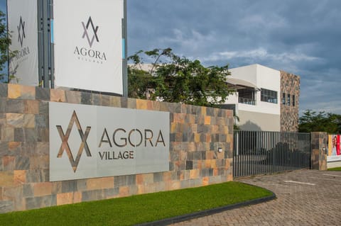 Property building, Facade/entrance, Property logo or sign, Logo/Certificate/Sign