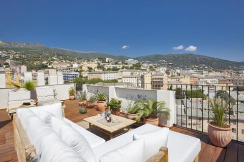 Appartement de standing avec rooftop de 35m2 Apartment in Bastia