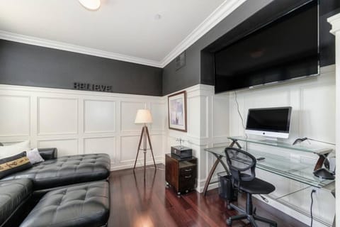 Elegant Natomas Town-home For Business Travelers House in Sacramento