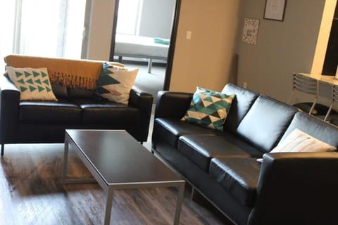 Spacious 2BR Suite Plus Patio Near Iowa State Apartment in Ames