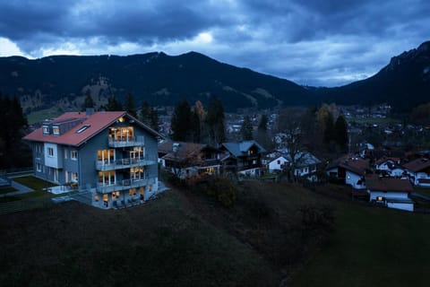 Ferienwohnungen Friedenshöhe in Oberammergau Apartment in Tyrol