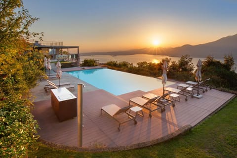 Villa GEMMMA With Pool Villa in San Zeno di Montagna