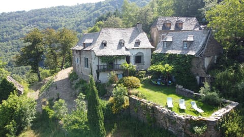 Property building, View (from property/room)