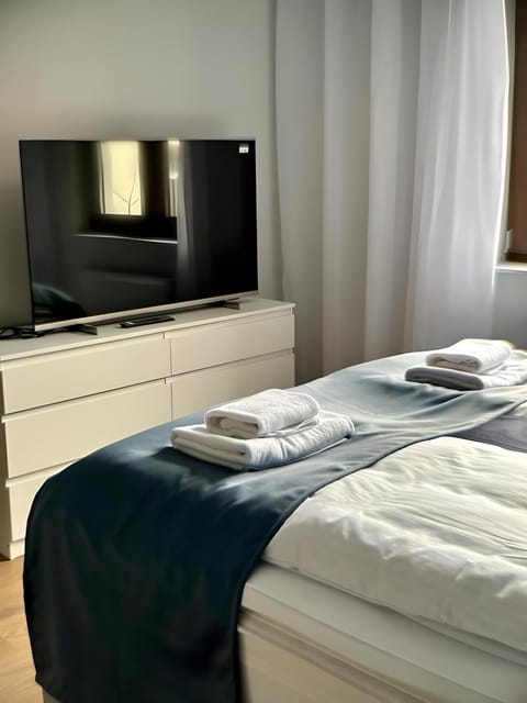 Guests, Drinks, towels