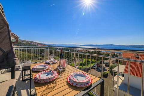 Apartments Sunshine D Apartment in Crikvenica