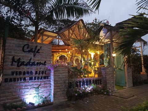 Property building, Night, Garden, Beach, Canoeing, Garden view, laundry