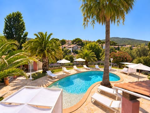 Garden, Swimming pool, sunbed