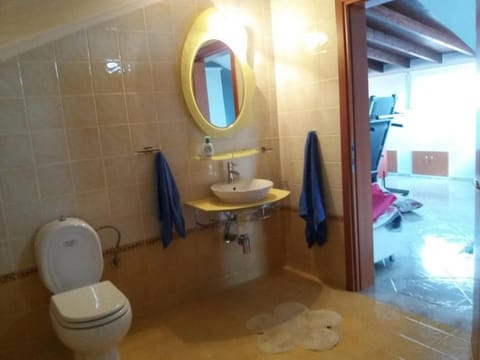 Attic family apartment Apartment in Halkidiki