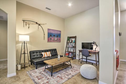 Snowbird Haven with Pool! 11 Mi to Dtwn Phoenix House in Laveen Village