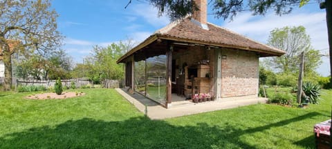 Gajica konak-Orasac House in Serbia