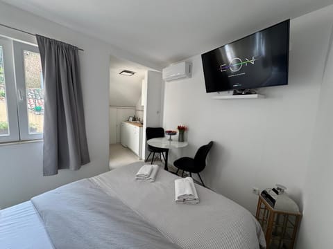TV and multimedia, Seating area, towels