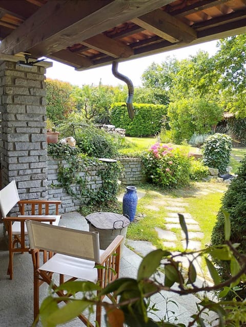 Patio, Garden view