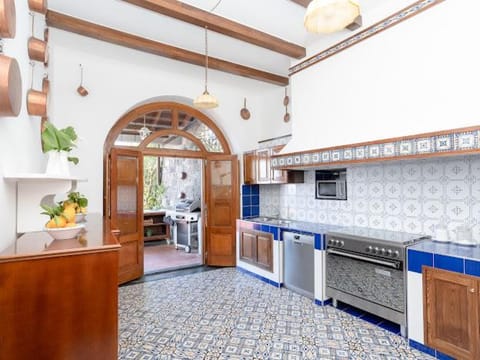 Villa Carolina Sorrento Private Heated Pool and Sea View Villa in Priora