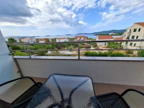 Seating area, Sea view