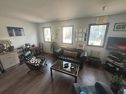 Appartement calme en plein centre ville Apartment in Granville