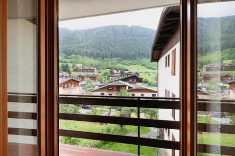 Pontagna di Temu Palazzina Bucaneve Apartment in Province of Brescia