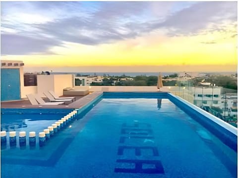 Pool view, Swimming pool, Sunrise