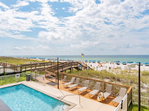 Balcony/Terrace, Beach, Sea view, Swimming pool
