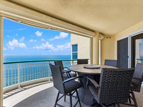 Balcony/Terrace, Seating area, Dining area, Sea view