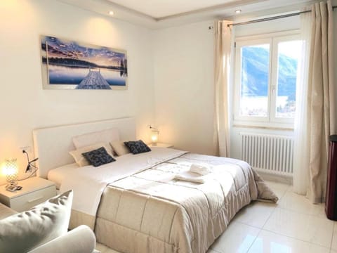 Bed, Photo of the whole room, Bedroom, internet, pet friendly