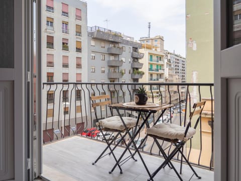 Balcony/Terrace, City view, Street view
