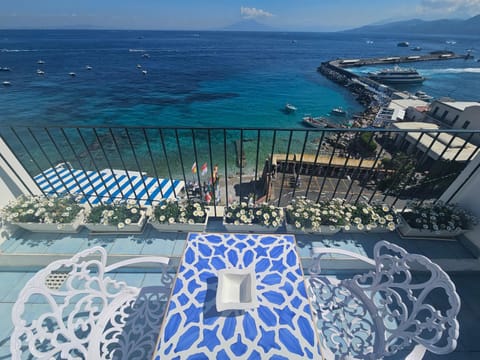 La Bomboniera Apartment in Marina Grande