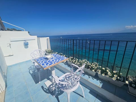 La Bomboniera Apartment in Marina Grande