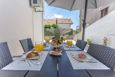Patio, Balcony/Terrace
