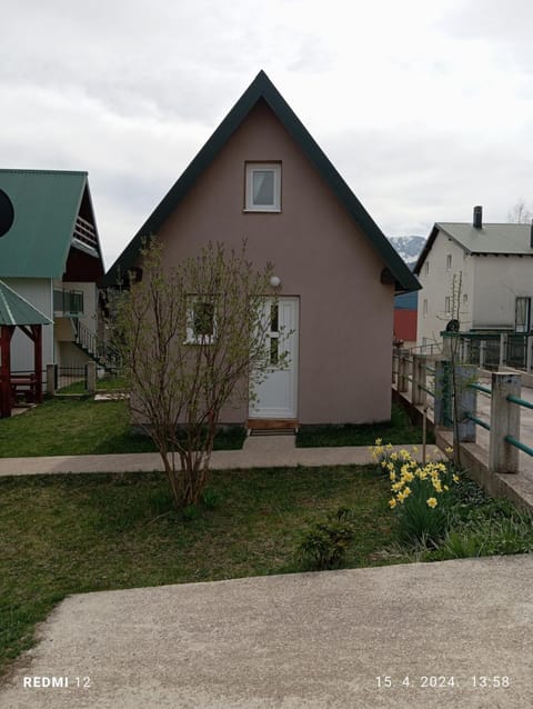 Apartments Snowflake Apartment in Montenegro