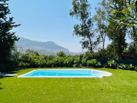 Casa Rural las Tres Rosas Chalet in Costa del Sol