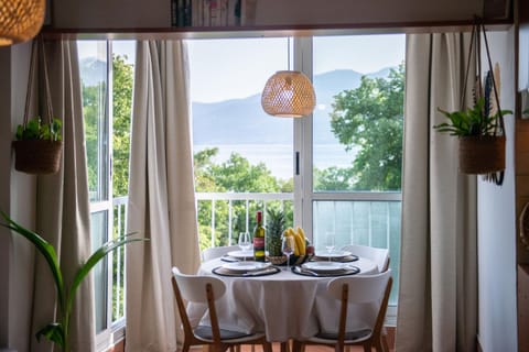 Dining area, Sea view
