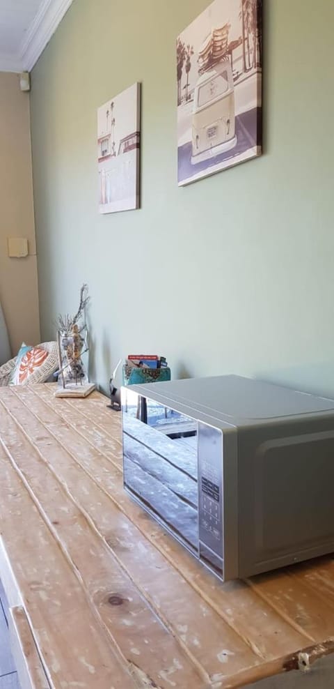 En-suite, private room, free WIFI in Plett Bed and Breakfast in Plettenberg Bay