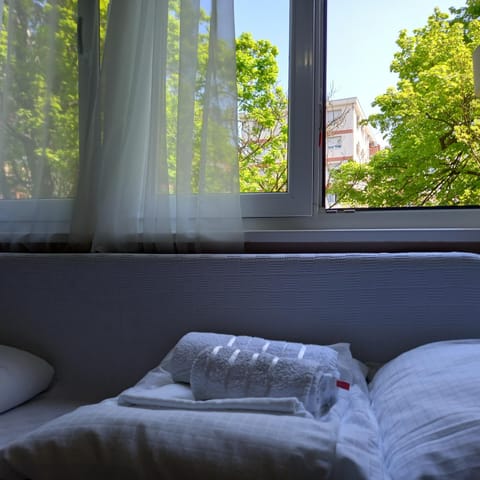 Bed, Bedroom